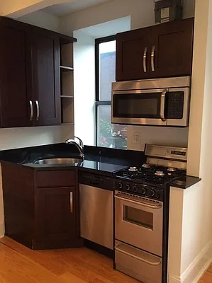 Rented by Bold New York | media 14