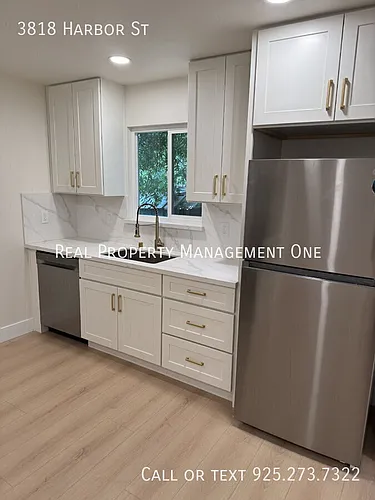 3818 Harbor St Photo 1