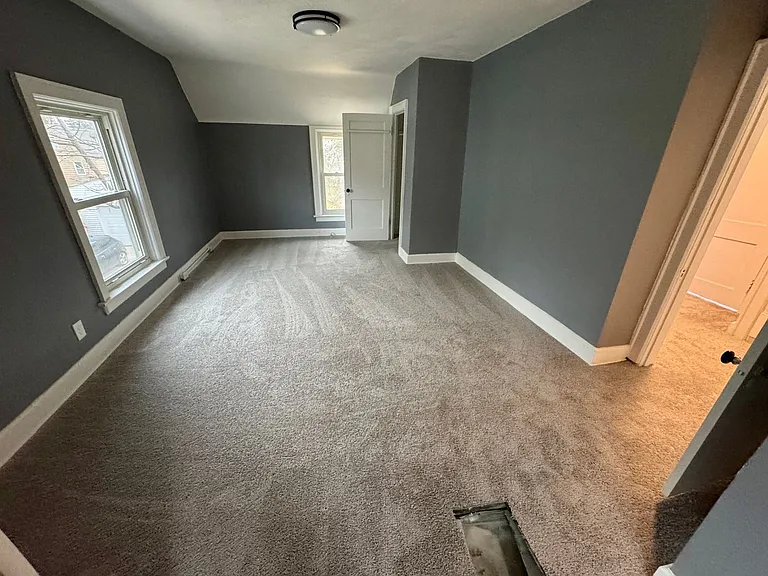 295 Blenheim Rd — Photo 32