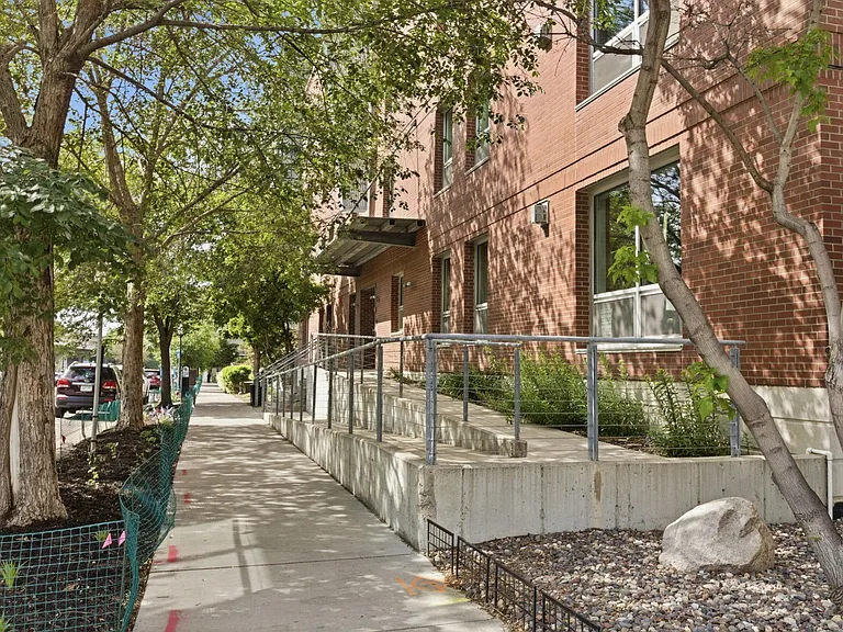 710 N 4th St #W114 — Photo 35