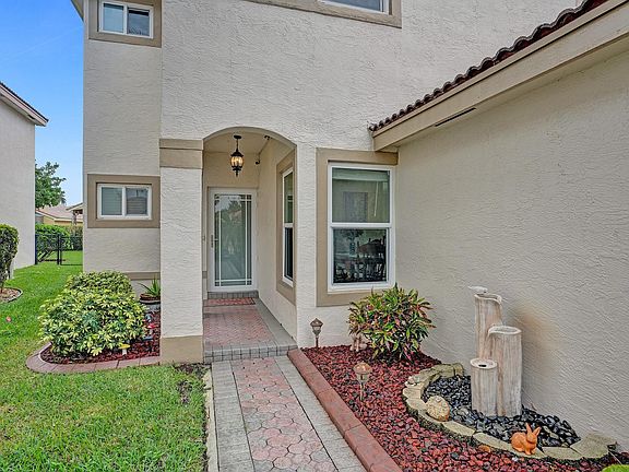2nd image of 5328 NW 116th Avenue