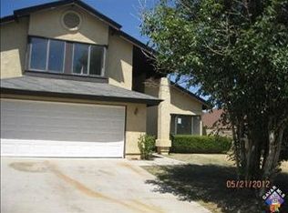 36705 Spanish Broom Dr, Palmdale, CA 93550