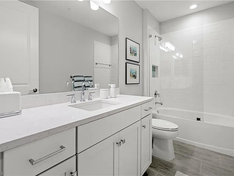 2560 Seychelles Dr #1003 — Photo 12