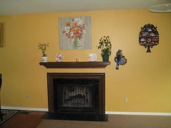 4th image of 2836 Northlawn Ave