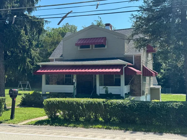 158 N Morgantown St, Fairchance, PA 15436
