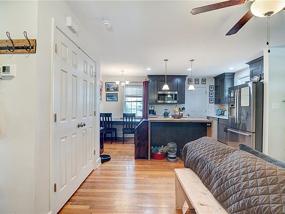 3rd image of 1137 S Lombardy St