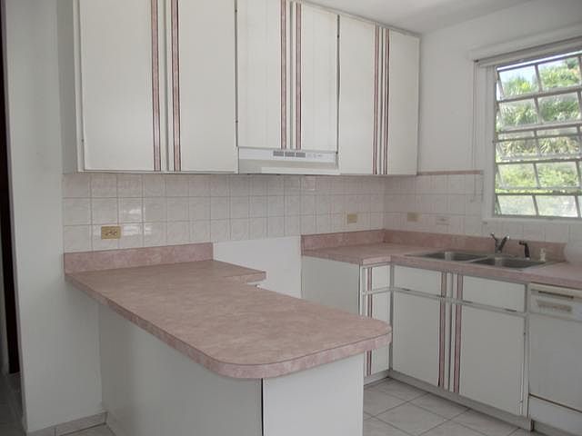 2nd image of JD18 Calle 229