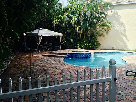 5th image of 7538 NW 59th Way