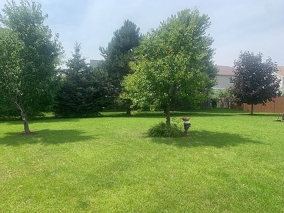 3rd image of 1101 Shorewood Dr