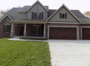 927 Oge Ave, Des Peres, MO 63131