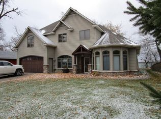 216 Shorewood Dr, Detroit Lakes, MN 56501