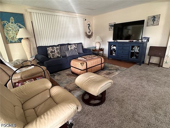 4th image of 135 Orange Harbor Dr
