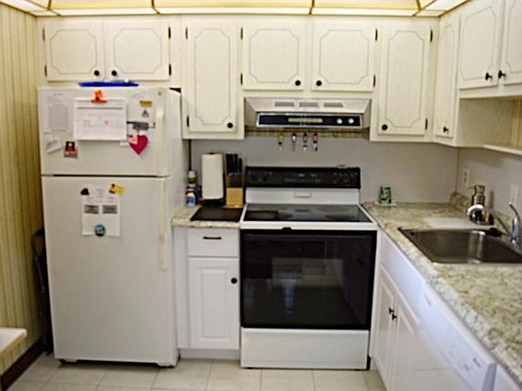 3rd image of 301 Kings Blvd #142