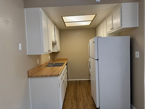 5th image of 4830 Columbus St APT 6