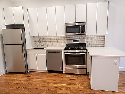 1st image of 355 W 122nd St #2