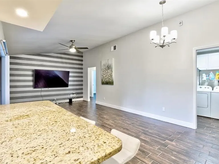 8209 Wellsmere Cir — Photo 5