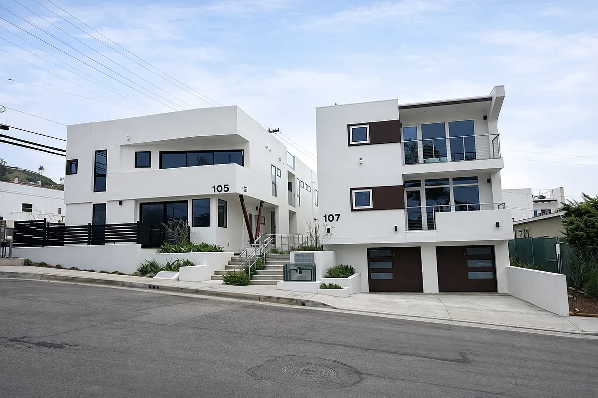 Building Photo - 107 Avenida Mateo #A-B
