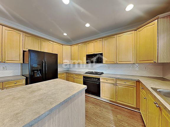 4th image of 1238 Wood Iris Ln