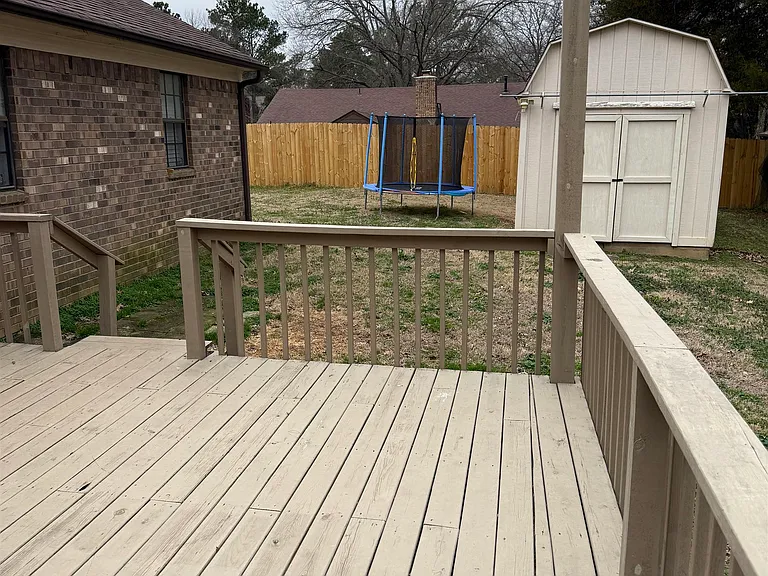 8442 Farrah Ln — Photo 16