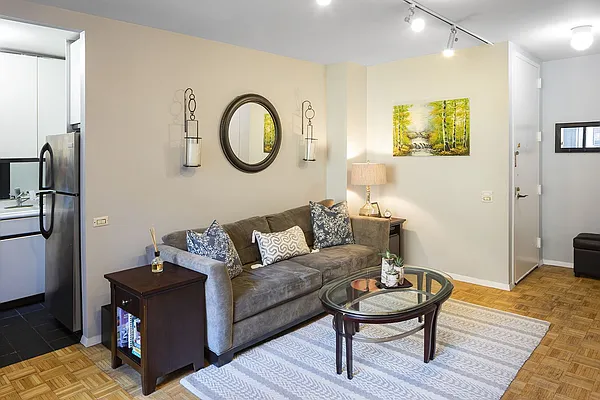 Rented by Stribling | media 12