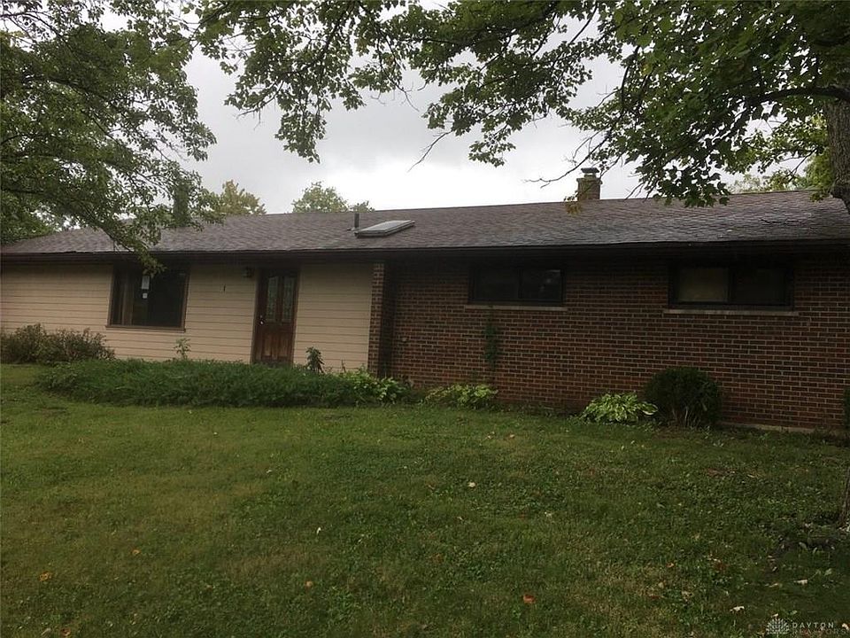 1st image of 1 Deerhill Ln