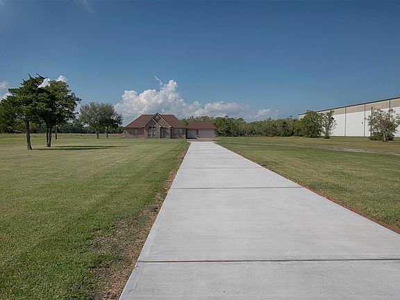 4th image of 5722 Delany Rd