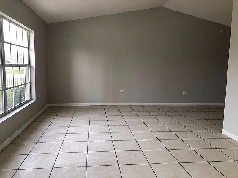 1614 Howland Blvd — Photo 3