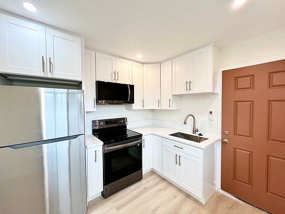 2nd image of 5124 Bayard St