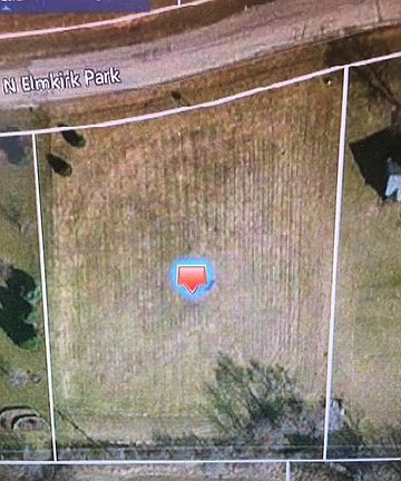 5th image of 2401 N Elmkirk Park