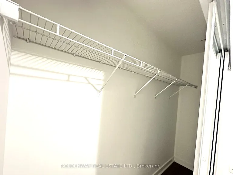 5180 Yonge St #417 — Photo 11