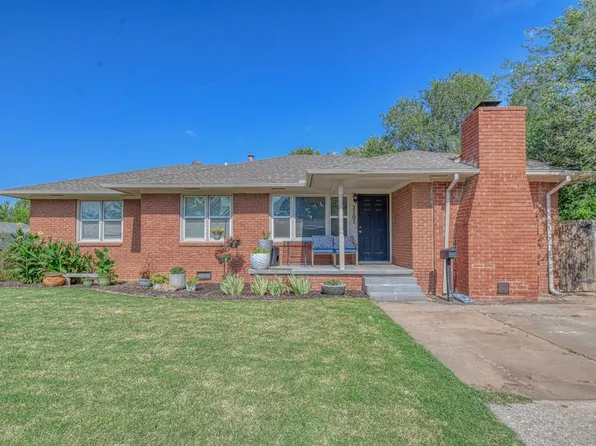 2101 Stevens Dr, Midwest City, OK 73110