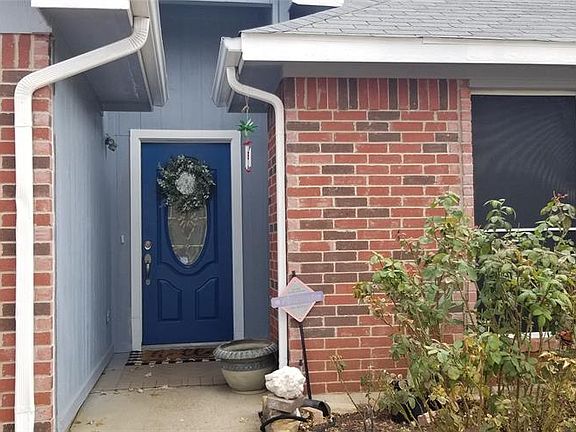 3rd image of 6700 Rosebud Dr