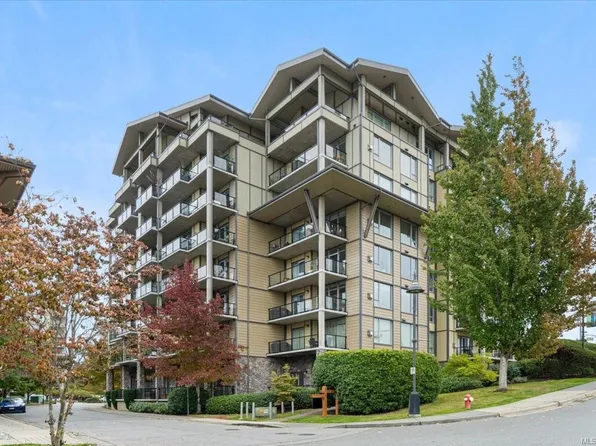 194 Beachside Dr #606, Parksville, BC V9P 0B1