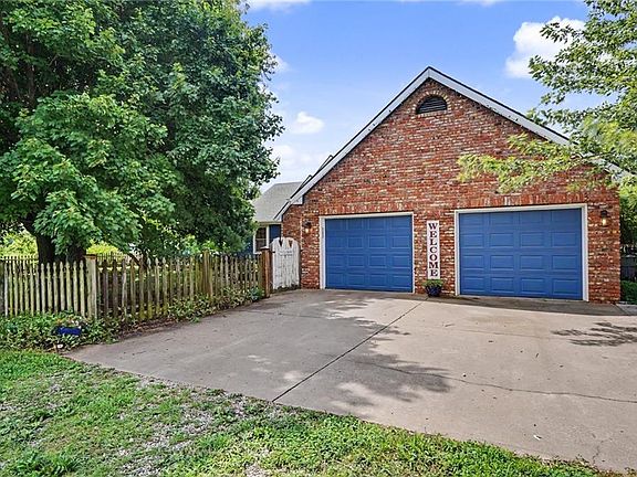 2nd image of 18329 Northwind Dr