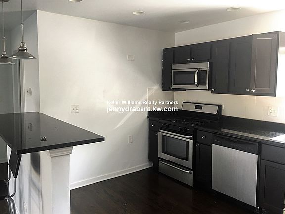 2nd image of 2542 W Fitch Ave APT 2
