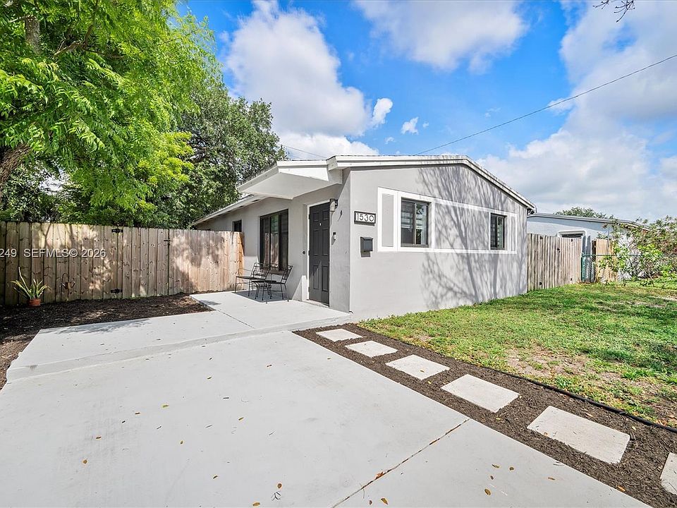 1st image of 1530 N 69th Way