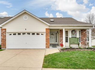 5 Twelve Oaks Ct #3C, Saint Peters, MO 63376