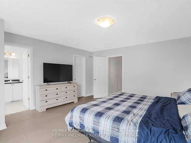 100 Lerta Way — Photo 18