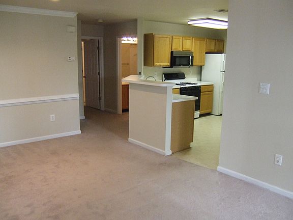 2nd image of 6608 Netties Ln Unit 1414