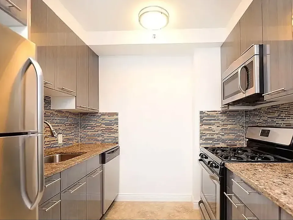 3440 Guider Ave #4B