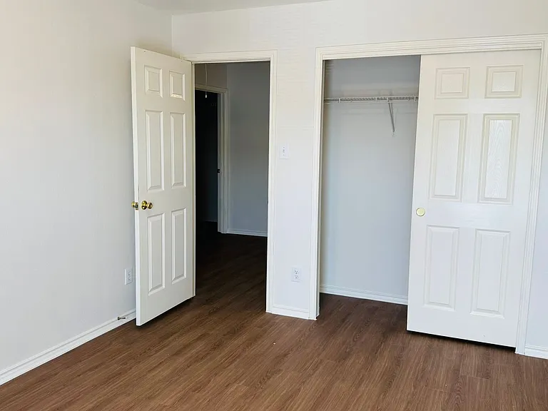 8943 Walnut Spgs — Photo 17