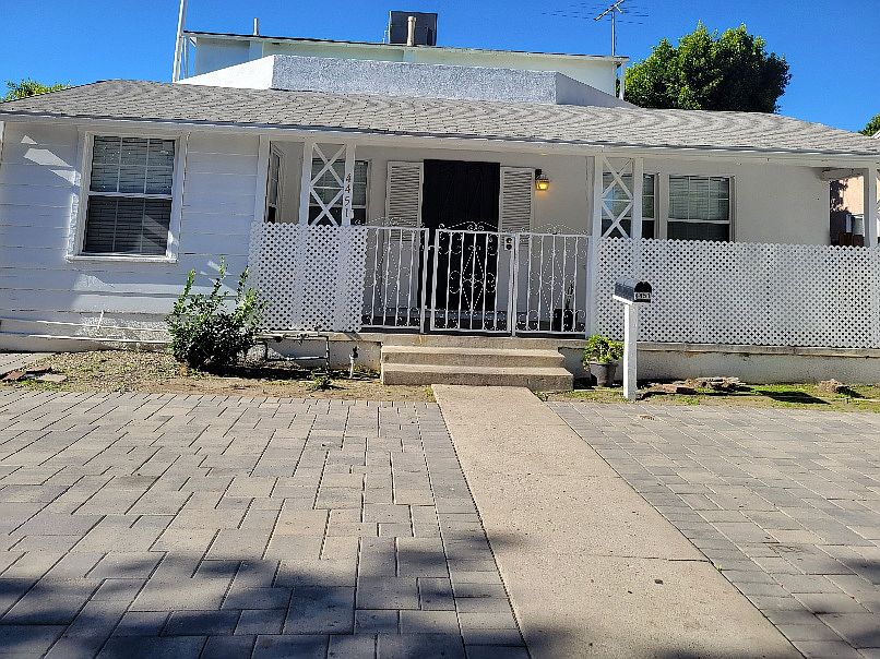 1st image of 4451 Stansbury Ave #0