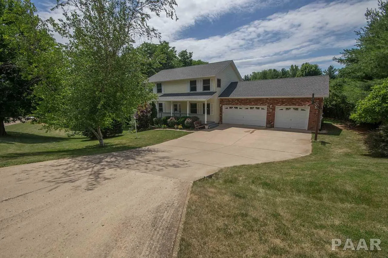 8 Strawberry Ln photo 1