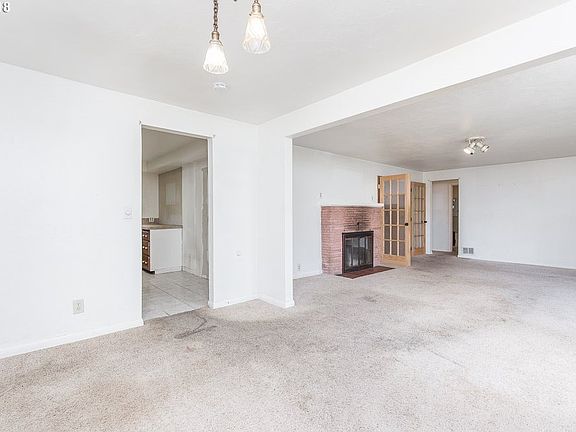 5th image of 507 Kingwood Dr NW