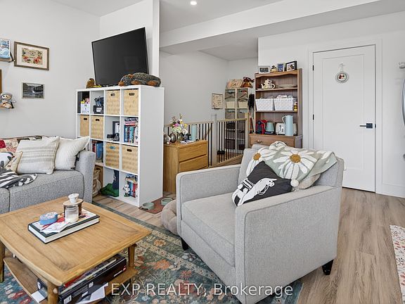5th image of 271 Duncairn Ave