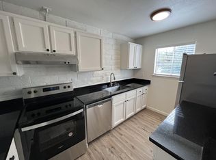 1045 California St #11, Redding, CA 96001
