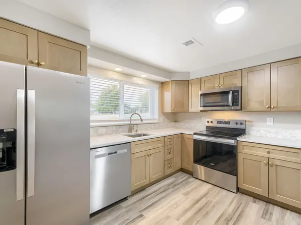 1641 S Wadsworth Blvd, Lakewood, CO 80232