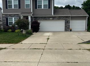 756 Hidden River Dr, Ortonville, MI 48462