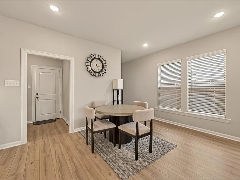 1010 Gentle Nook Dr — Photo 9
