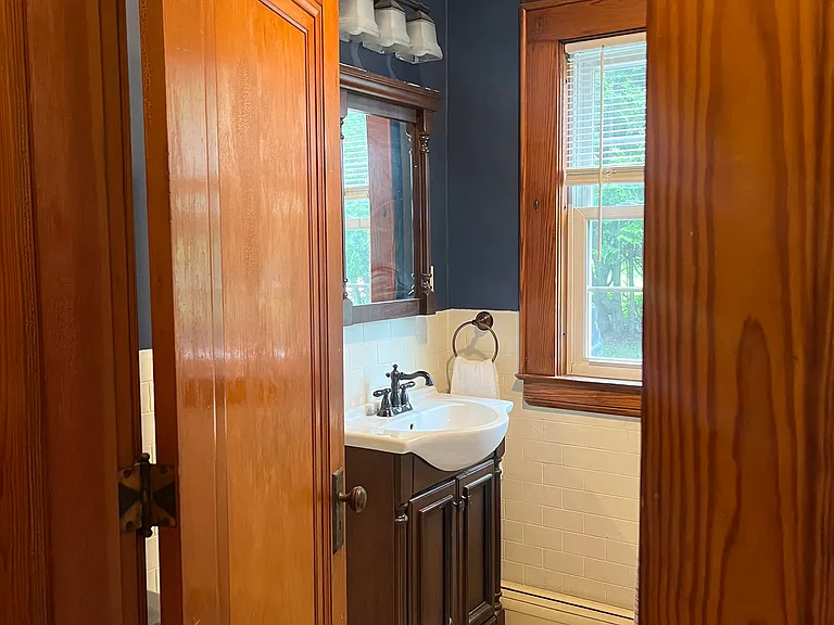 36 Bailey St #2 — Photo 8